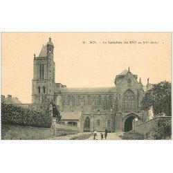 carte postale ancienne 35 DOL. Cathédrale N°33