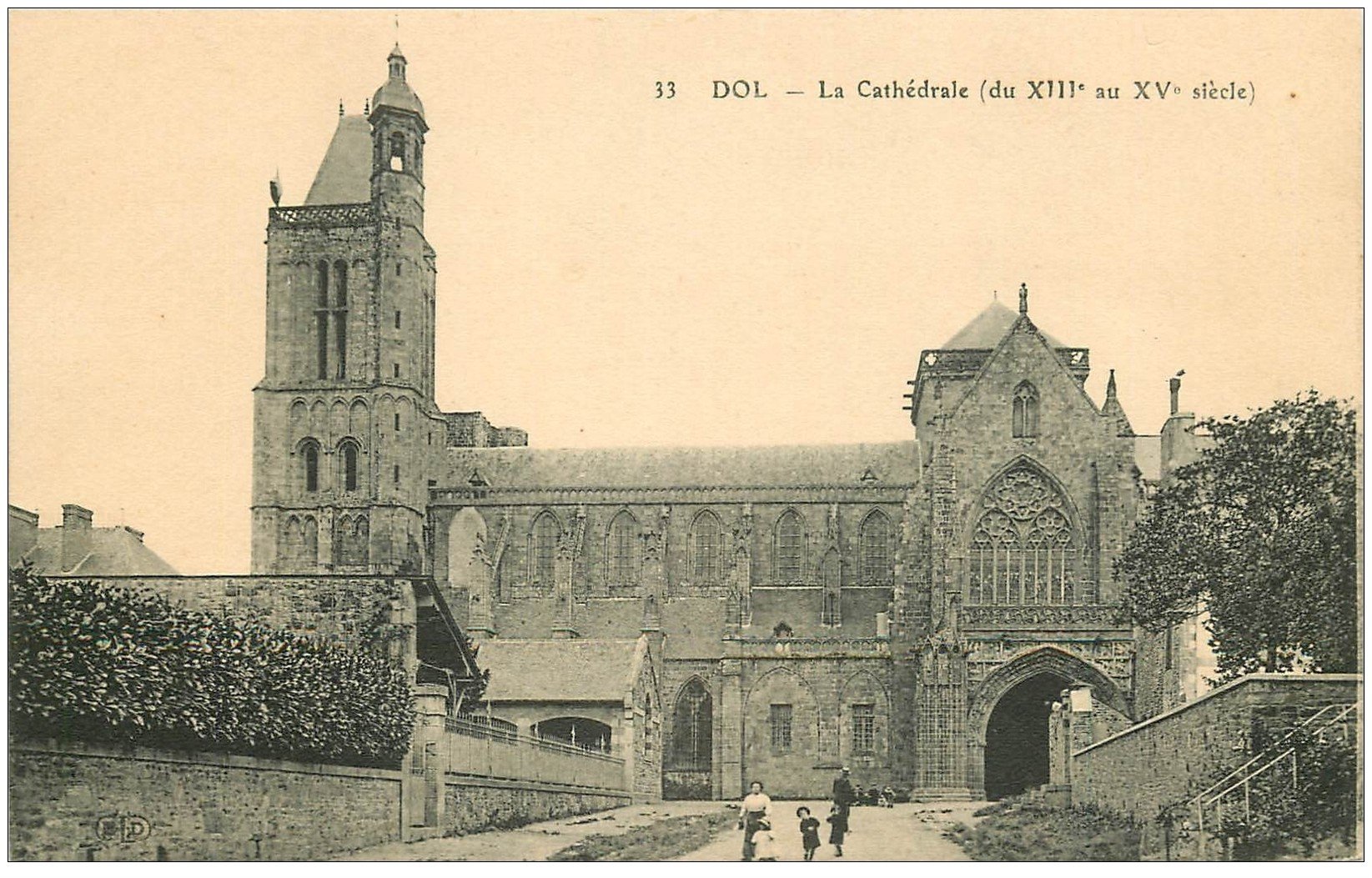 carte postale ancienne 35 DOL. Cathédrale N°33