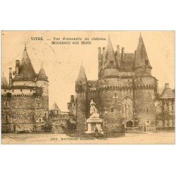 carte postale ancienne 35 VITRE. Monument aux Morts et Château 1925 enfants