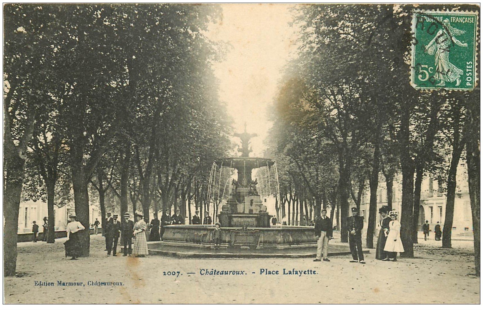 carte postale ancienne 36 CHATEAUROUX. Place Lafayette 1909