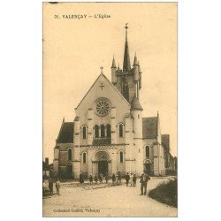 carte postale ancienne 36 VALENCAY. L'Eglise animée