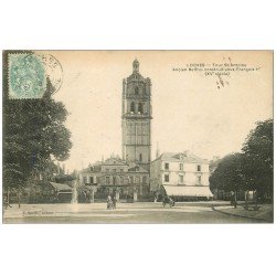 carte postale ancienne 37 LOCHES. Tour Saint-Antoine 1905. Mécanicien et Café de la Ville