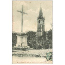 carte postale ancienne 05 NOTRE-DAME DU LAUS. Eglise et Croix de Jérusalem vers 1906