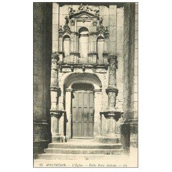 carte postale ancienne 37 MONTRESOR. Eglise Porte latérale