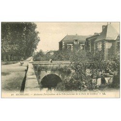 carte postale ancienne 37 RICHELIEU. Porte Loudun Fortifications