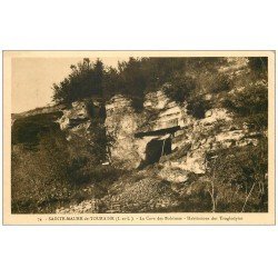 carte postale ancienne 37 SAINTE-MAURE-DE-TOURAINE. Cave des Bohêmes Troglodytes 1938