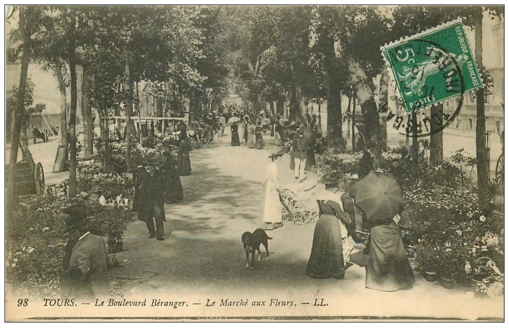 carte postale ancienne 37 TOURS. Le Marché aux Fleurs 1915