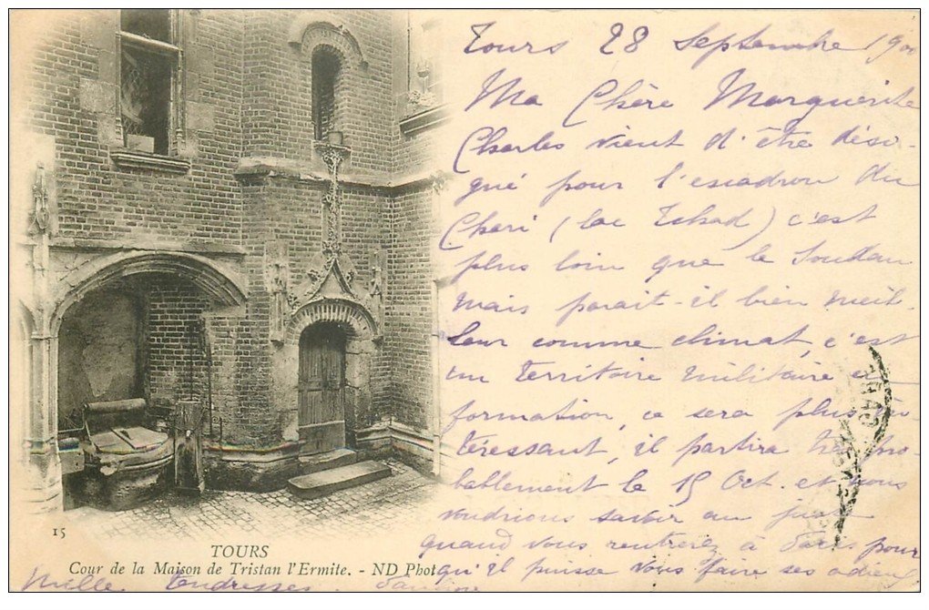 carte postale ancienne 37 TOURS. Maison Tristan l'Hermite Cour 1900