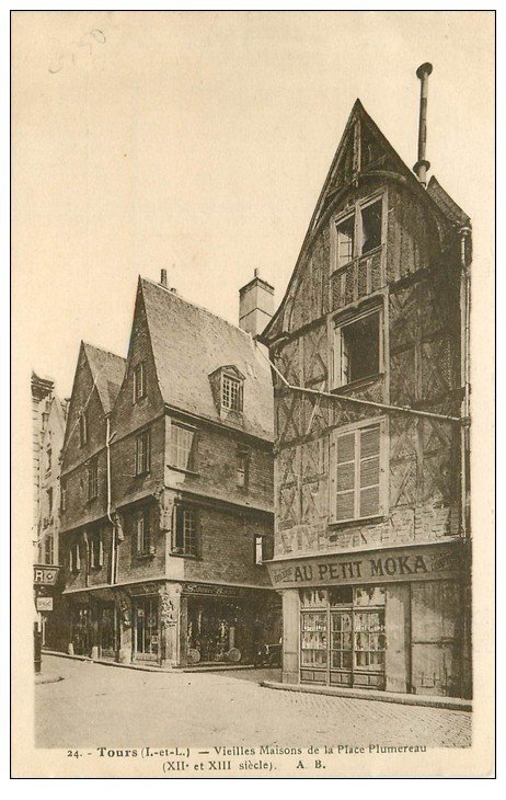 carte postale ancienne 37 TOURS. Maisons Place Plumereau