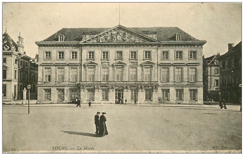 carte postale ancienne 37 TOURS. Musée 1906