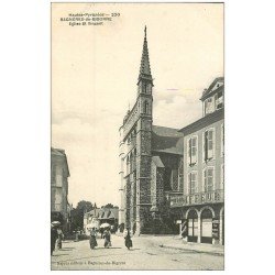 carte postale ancienne 65 BAGNERES-DE-BIGORRE. Eglise Saint-Vincent et Coiffeur