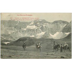 carte postale ancienne 65 CIRQUE DE TROUMOUSE. Cavaliers Pic de la Munia 1907