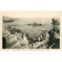 carte postale ancienne 06 CANNES La Bocca. Baigneurs sur les Roches et Iles Lérins