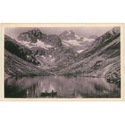 carte postale ancienne 65 LE LAC D'ESTOM. Avec barque 1931