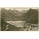 carte postale ancienne 65 LE LAC D'ISABIT promeneur