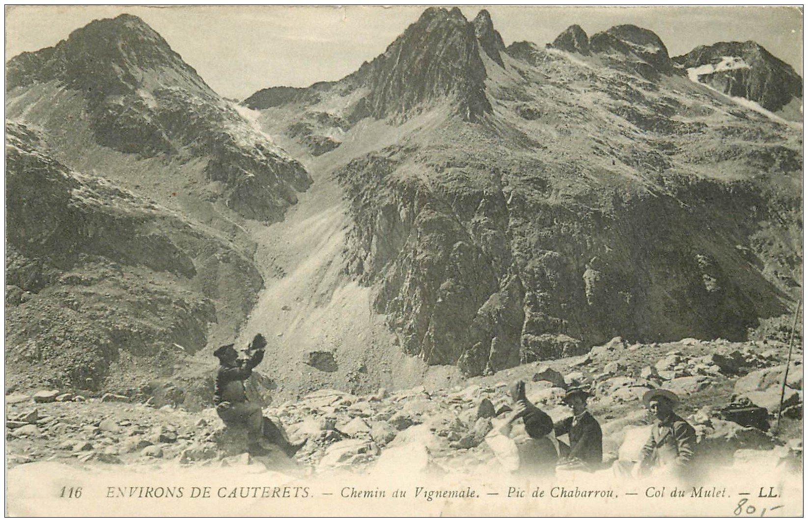 carte postale ancienne 65 LE VIGNEMALE. Le Chemin avec Randonneurs