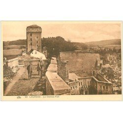carte postale ancienne 65 LOURDES. Château-Fort. 101