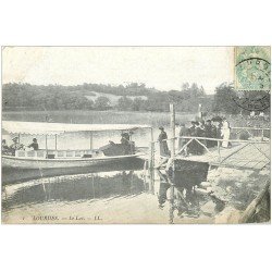 carte postale ancienne 65 LOURDES. Embarcadère sur le Lac vers 1904