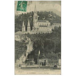 carte postale ancienne 65 LOURDES. Grotte et Basilique 1917