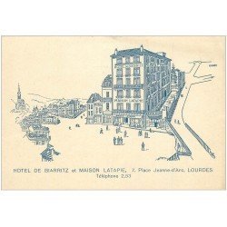 carte postale ancienne 65 LOURDES. Hôtel de Biarritz et Maison Latapie 7 Place Jeanne d'Arc