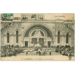 carte postale ancienne 65 LOURDES. Procession du Saint-Sacrement 1911