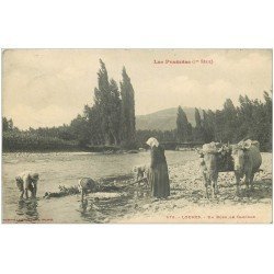 65 LOURES. Lavandière et Pêcheurs à la main bords de Garonne 1909