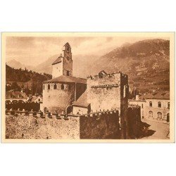 carte postale ancienne 65 LUZ-SAINT-SAUVEUR. Eglise des Templiers LL 37