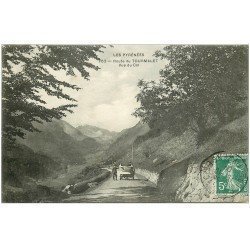 carte postale ancienne 65 ROUTE DU TOURMALET. Voiture ancienne 1909