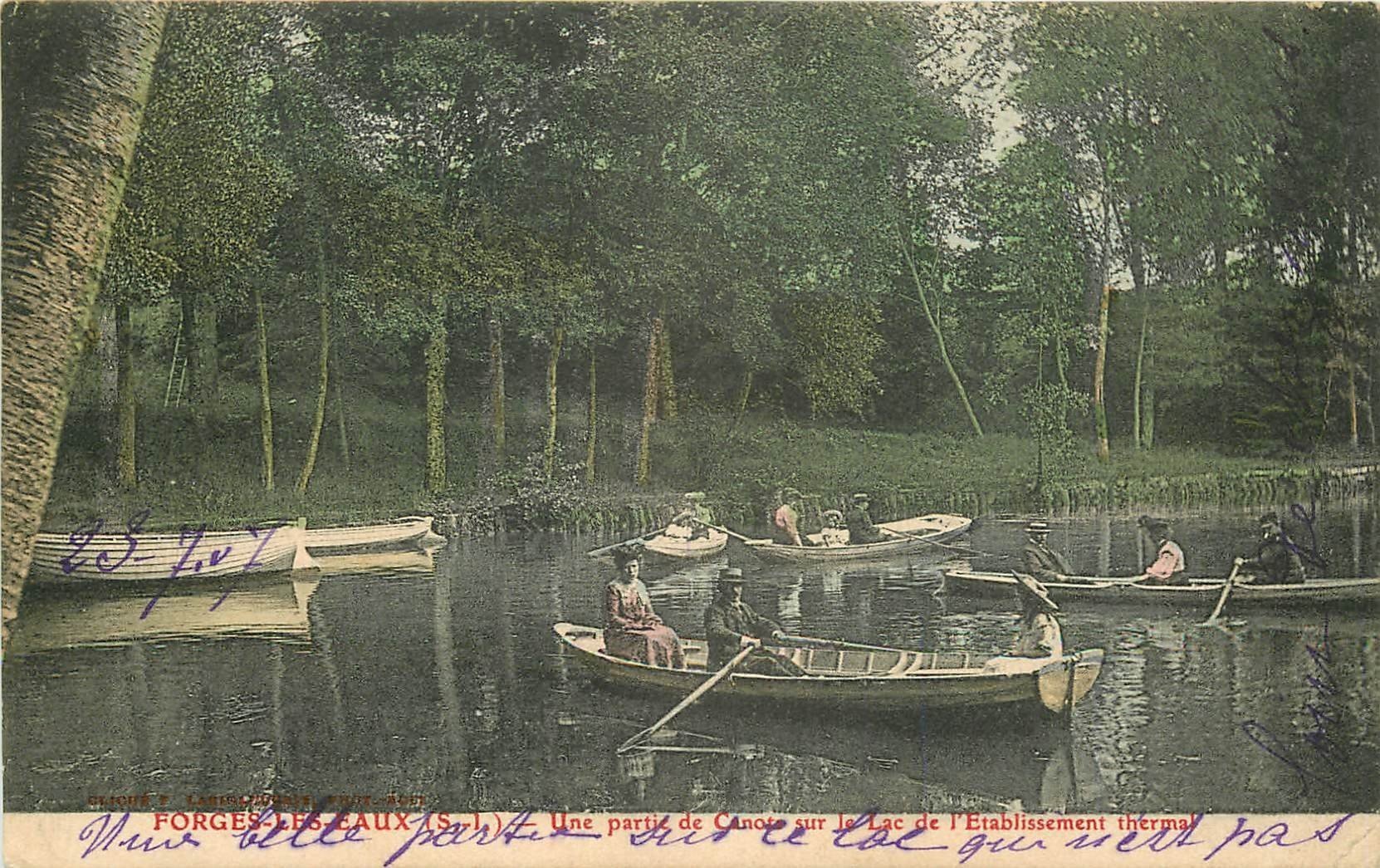 carte postale ancienne 76 FORGES-LES-EAUX. Une Partie de Canots sur Lac 1907