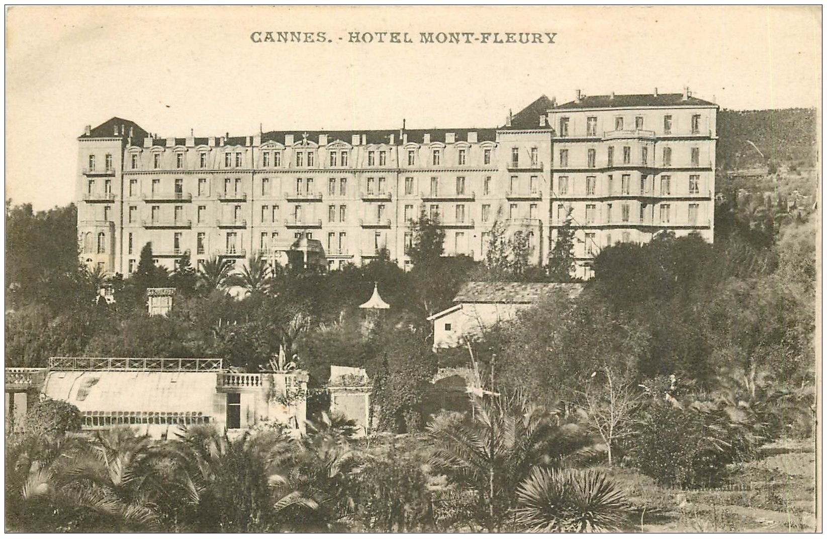 carte postale ancienne 06 CANNES. Hôtel Mont-Fleury