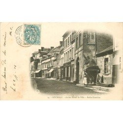 carte postale ancienne 76 GOURNAY-EN-BRAY. Hôtel de Ville et Fontaine 1904 animation