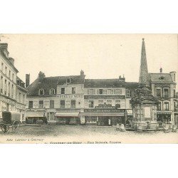 carte postale ancienne 76 GOURNAY-EN-BRAY. Place Nationale 1918 Fontaine Hôtel du Nord et A la Place Nationale