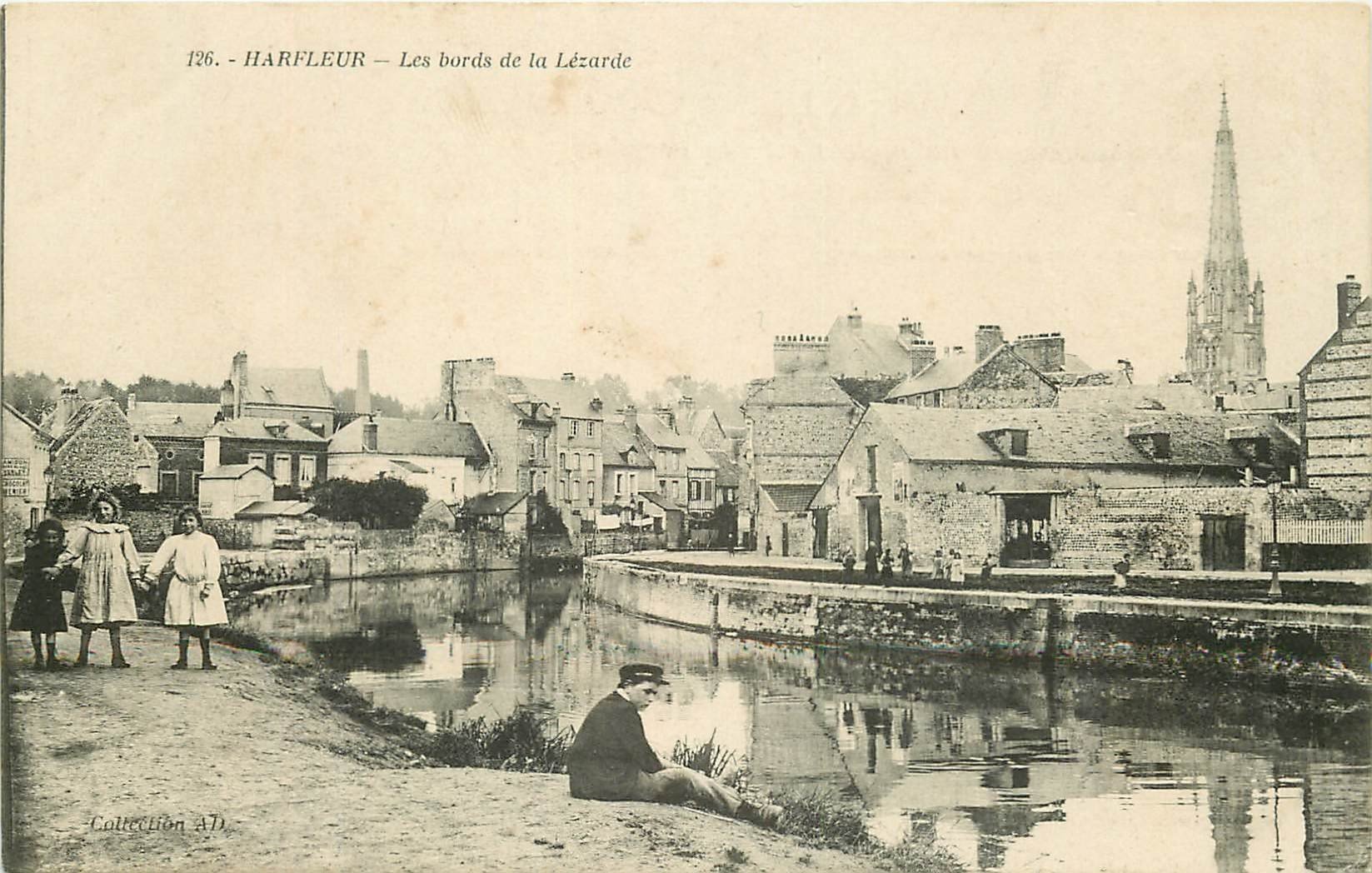 76 HARFLEUR. Enfants bords de la Lézarde vers 1911