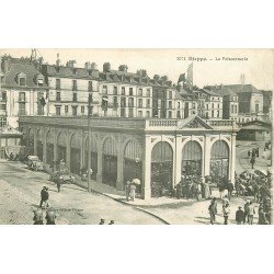 carte postale ancienne 76 DIEPPE. La Poissonnerie