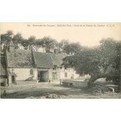 carte postale ancienne 76 MESNIL-VAL. Ferme du Clocher animation