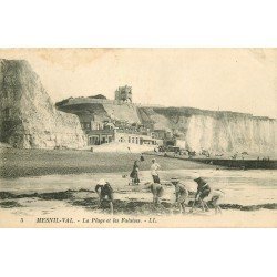 carte postale ancienne 76 MESNIL-VAL. Plage et Falaises 1922