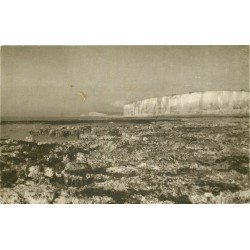 carte postale ancienne 76 MESNIL-VAL. Rochers et Falaises vers Le Tréport