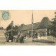 76 MARTIN-EGLISE. Le Clos Normand avec voitures anciennes