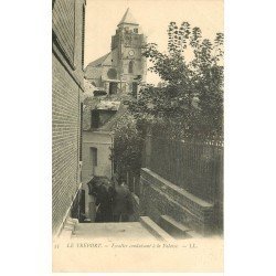 carte postale ancienne 76 LE TREPORT. Escalier pour la Falaise