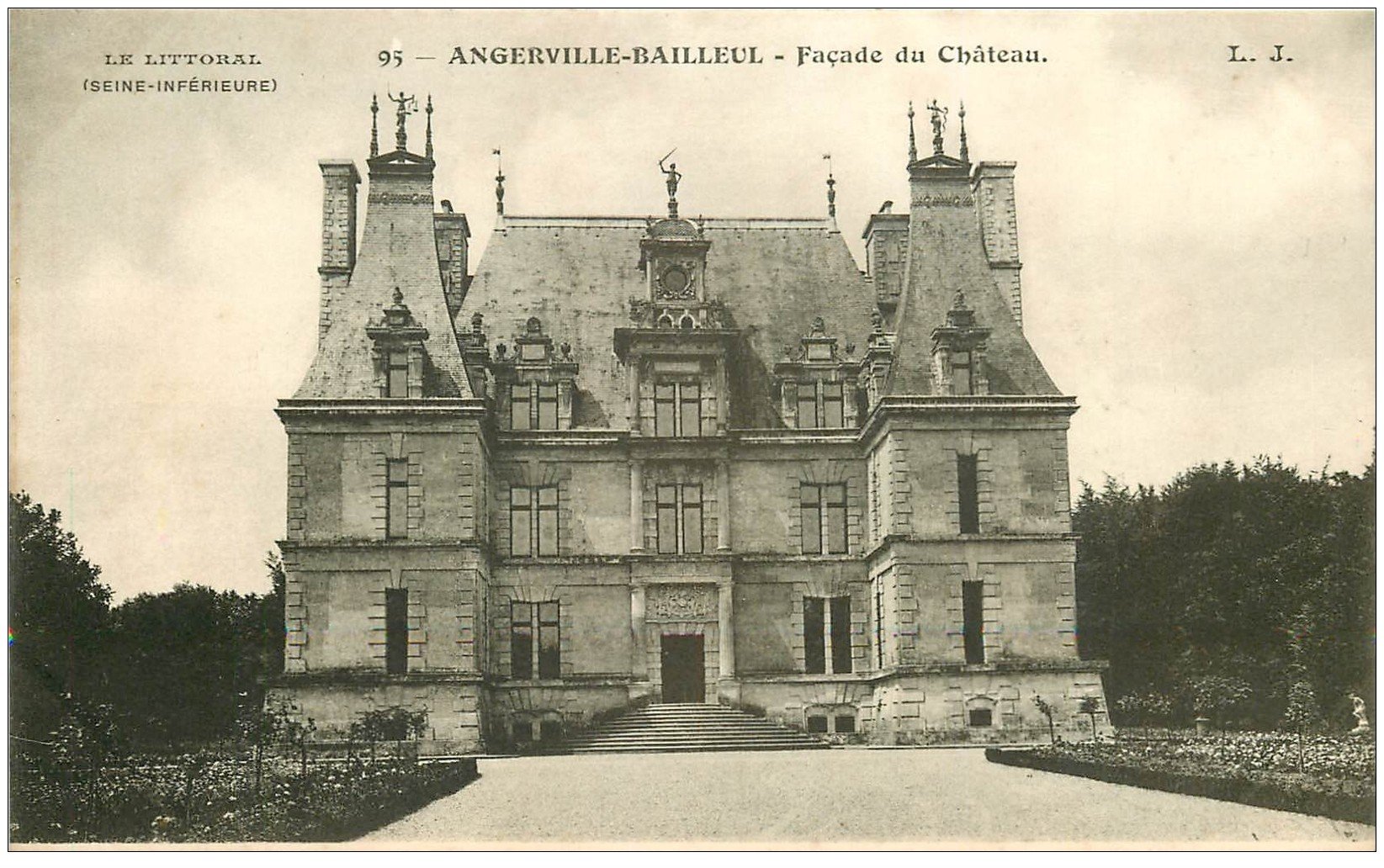 carte postale ancienne 76 ANGERVILLE-BAILLEUL. Façade Château
