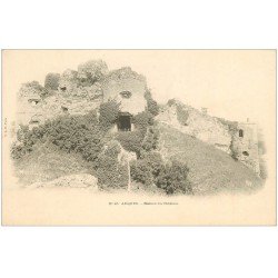 carte postale ancienne 76 ARQUES-LA-BATAILLE. Château Ruines vers 1900