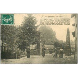 carte postale ancienne 76 AUMALE. Pont Henri Iv 1905 (défaut)