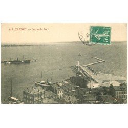 carte postale ancienne 06 CANNES. Port la Sortie 1913