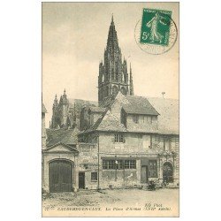 carte postale ancienne 76 CAUDEBEC-EN-CAUX. La Place d'Armes 1915