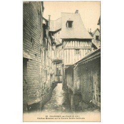 carte postale ancienne 76 CAUDEBEC-EN-CAUX. Maisons sur Rivière Sainte-Gertrude.22