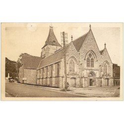 76 CRIEL-SUR-MER. Eglise Saint-Aubin et voiture traction avant
