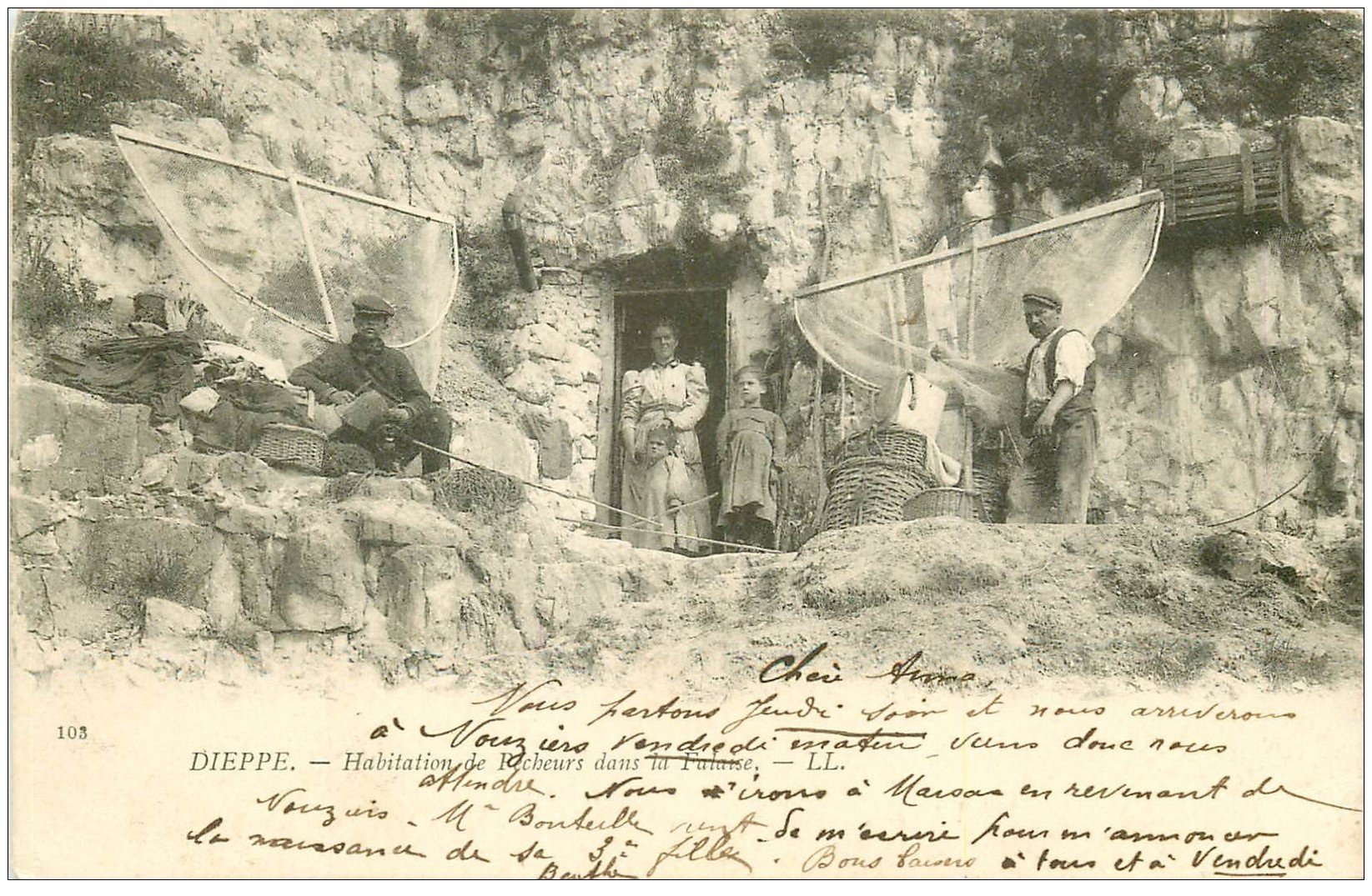 76 DIEPPE. Habitation de Pêcheurs dans la Falaise 1903. Métiers de la Mer