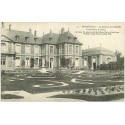 carte postale ancienne 76 DOUDEVILLE. Le Château de Galleville. Statue et Canon