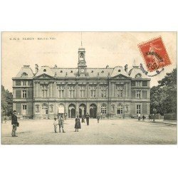 carte postale ancienne 76 ELBEUF. Hôtel de Ville 1907 animation