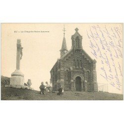 76 EU. Chapelle Saint-Laurent enfants à genoux en prière